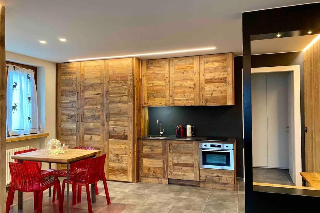 La Petite Maison D'Erika Aosta Luaran gambar