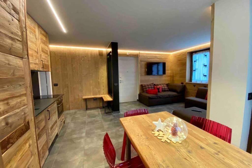 La Petite Maison D'Erika Aosta Luaran gambar