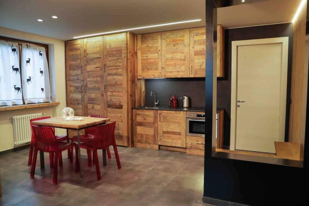 La Petite Maison D'Erika Aosta Luaran gambar